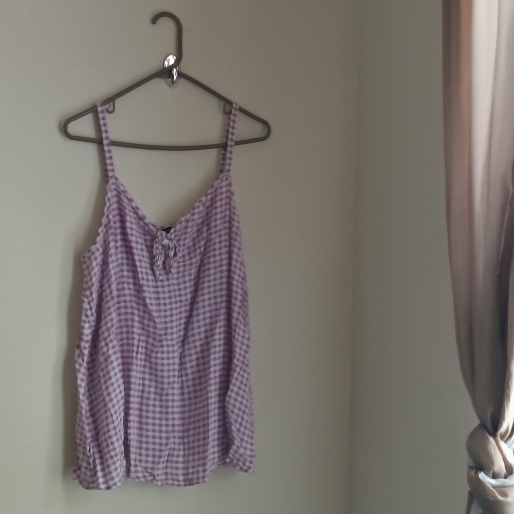 Torrid Shirt Women 1X Purple and White Sleeveless Tie Front, Gingham Pattern
